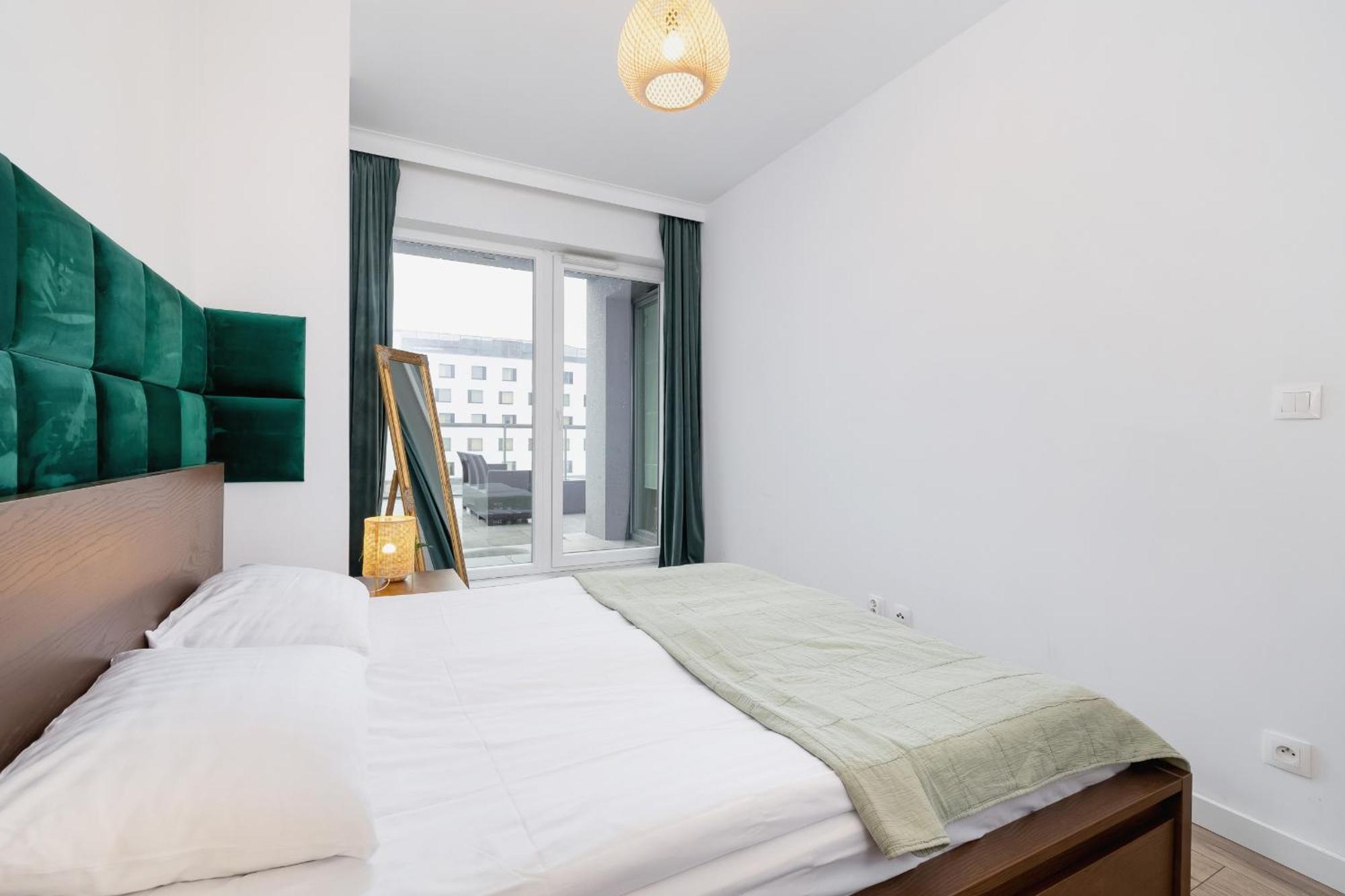 Exclusive Apartment In Katowice With Balcony, Parking, Gym And Sauna By Noclegi Renters Экстерьер фото