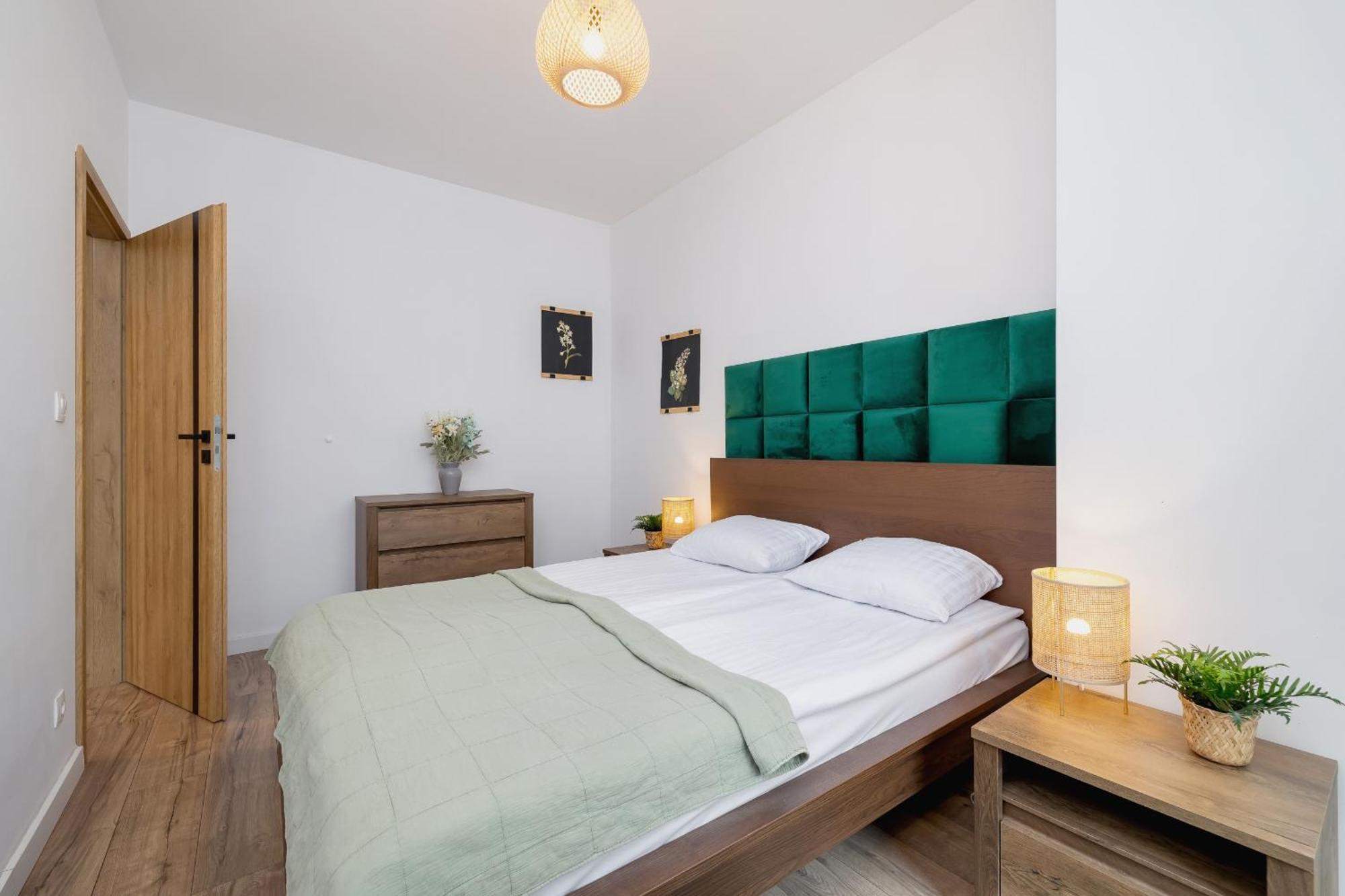 Exclusive Apartment In Katowice With Balcony, Parking, Gym And Sauna By Noclegi Renters Экстерьер фото