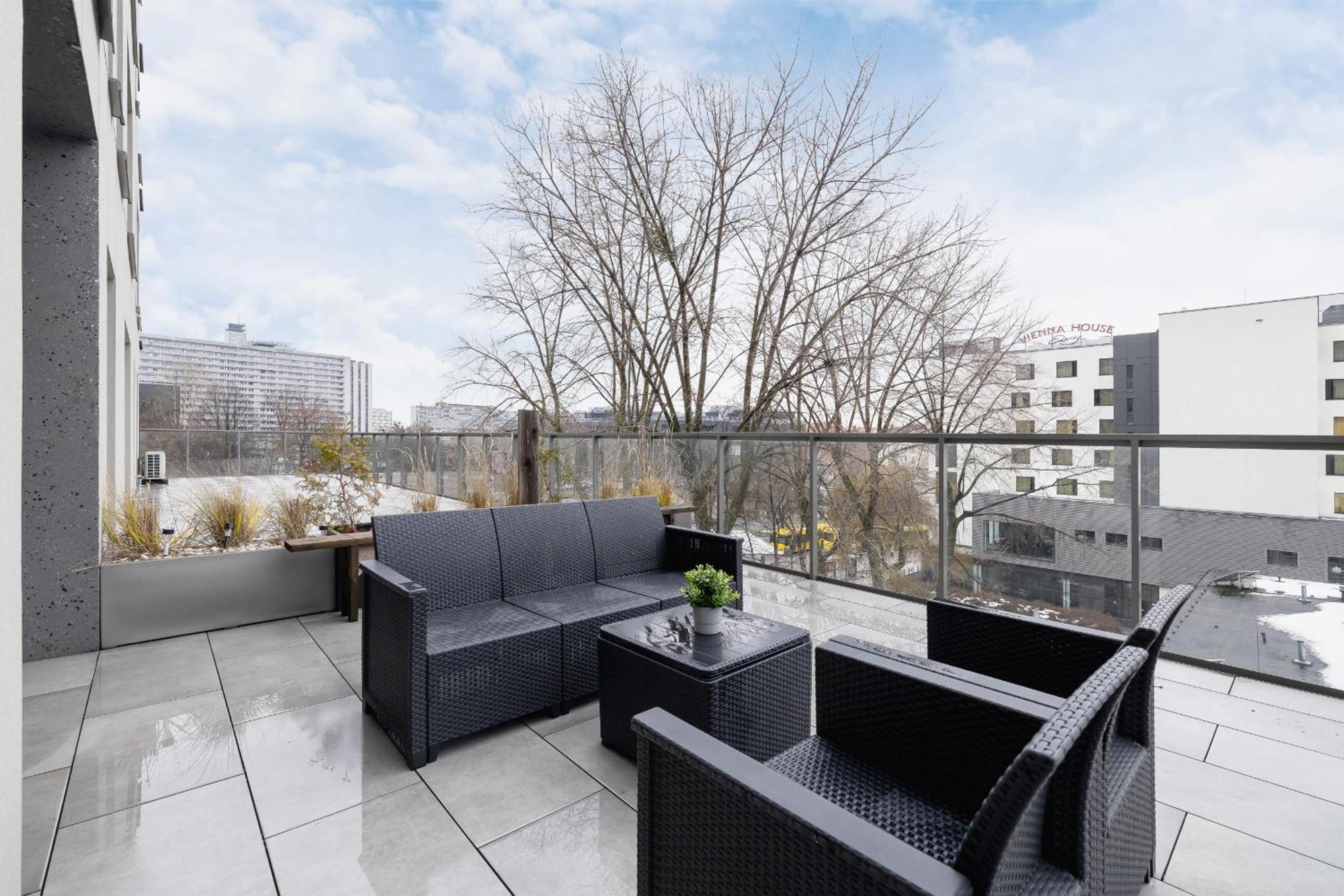 Exclusive Apartment In Katowice With Balcony, Parking, Gym And Sauna By Noclegi Renters Экстерьер фото